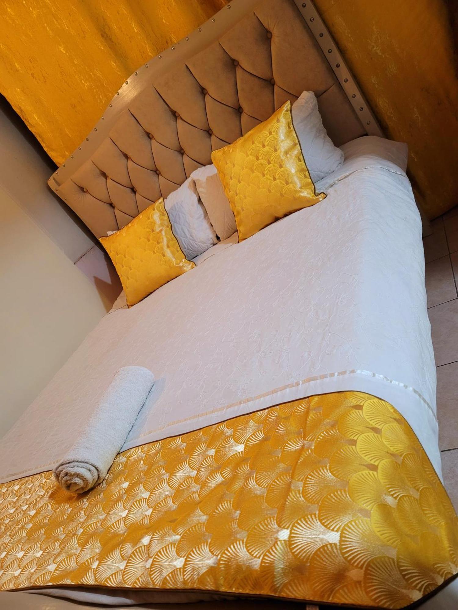 Sunrise Blue Moon B&B ניירובי מראה חיצוני תמונה