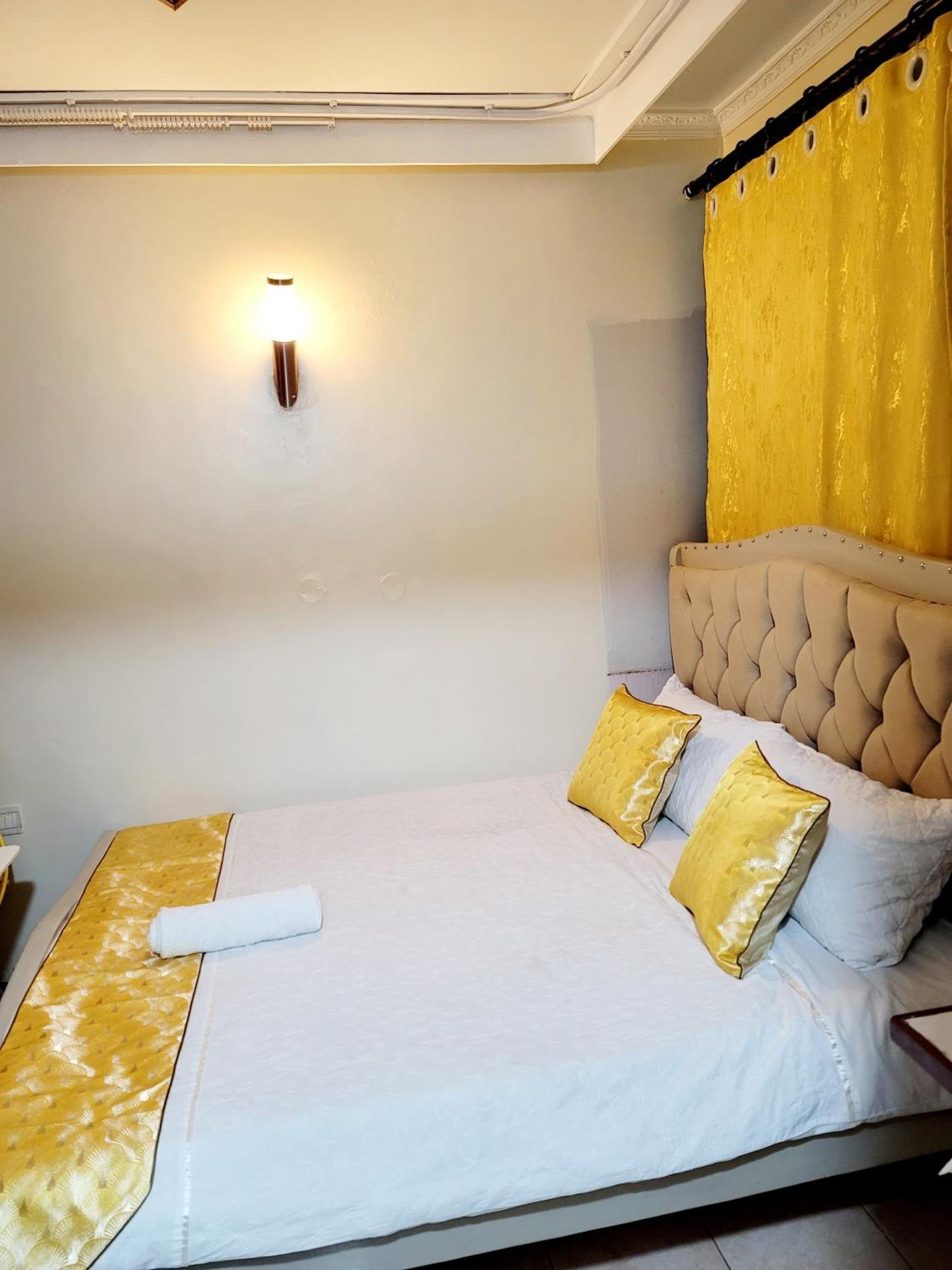 Sunrise Blue Moon B&B ניירובי מראה חיצוני תמונה